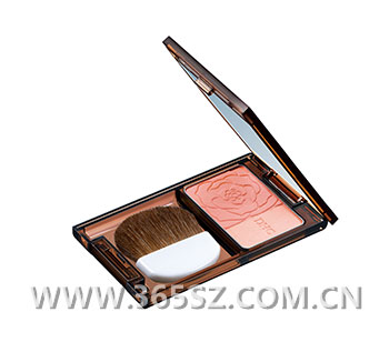 春日粉嫩桃花妆,春日粉嫩蜜桃奶茶妆