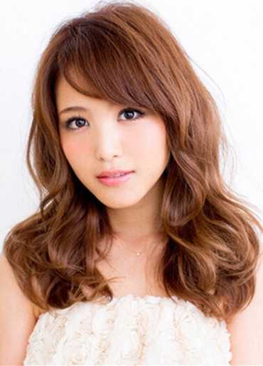 妈妈发型中长烫发40-50岁,中年女士中长烫发发型图片小卷