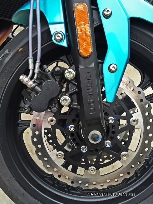 春风650nk和400nk如何选,春风400nk哪款最好