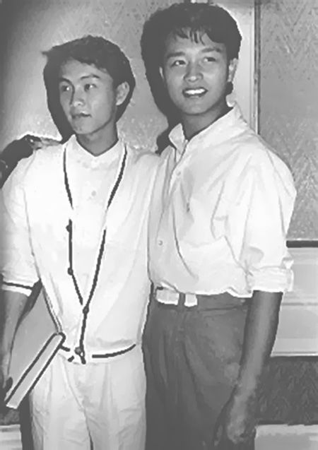 周星驰和刘德华的经典片段,年轻时的周星驰与刘德华
