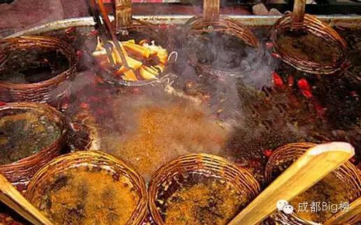 为全国人民科普火锅串串麻辣烫是每一个成都人的毕生课题