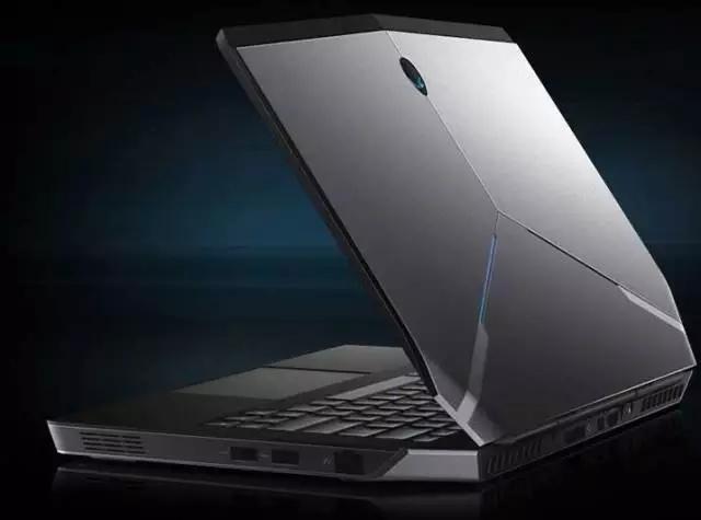 不是开玩笑这些游戏本真的可以秒杀台式机