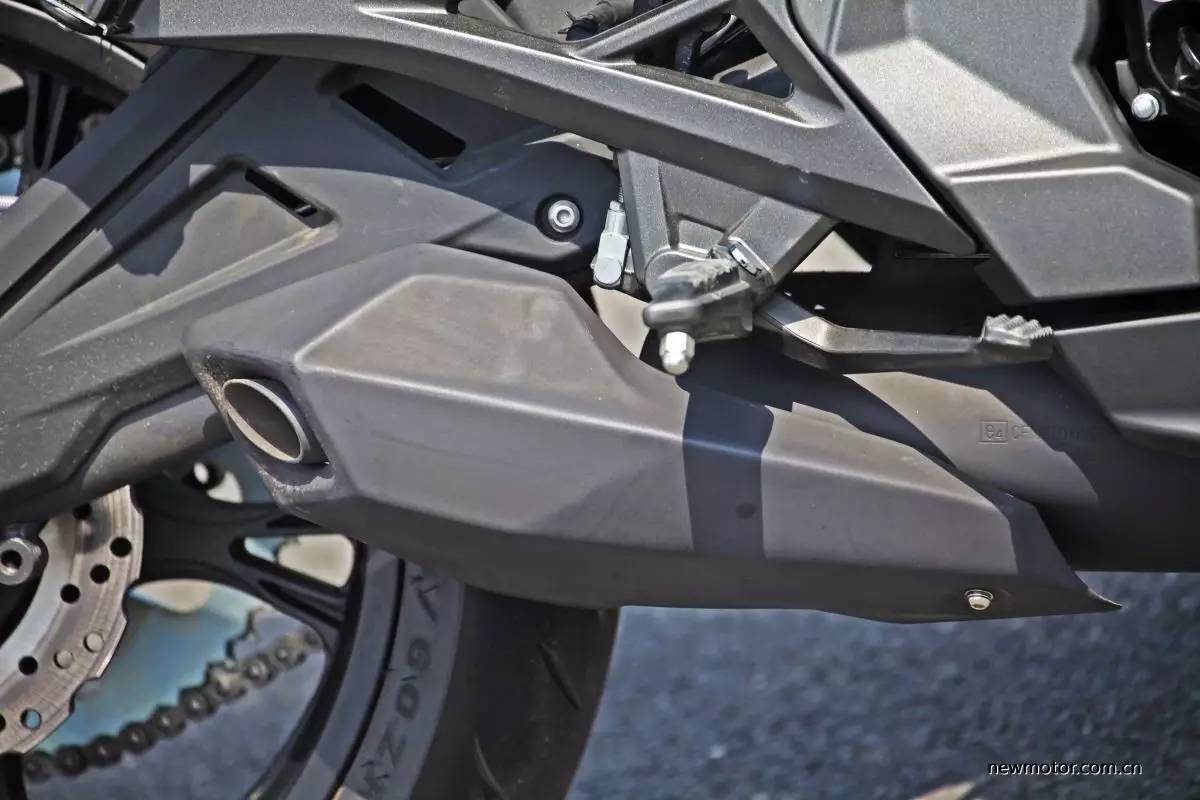 春风650nk和400nk如何选,春风400nk哪款最好