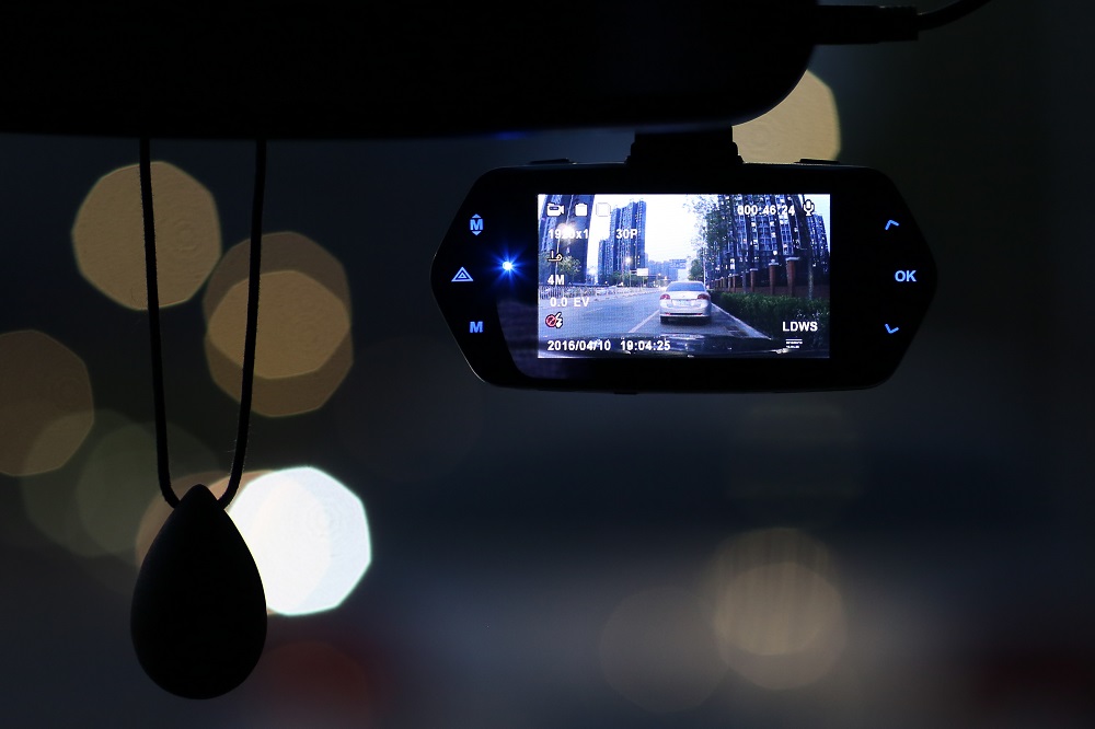 爱国者d1行车记录仪测评,爱国者记录仪d66说明书