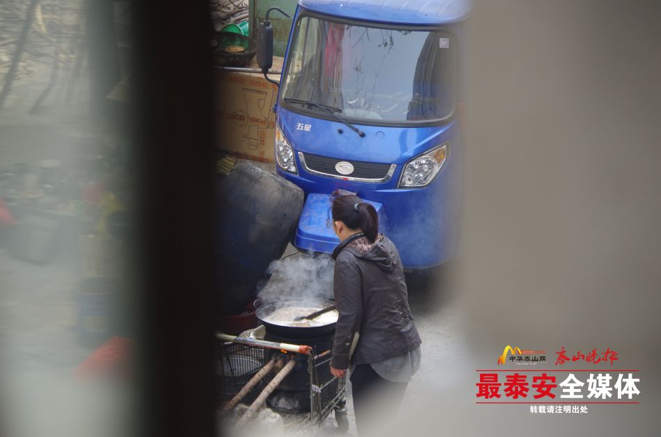 猪油渣用哪炼完好吃,猪油渣提炼的油