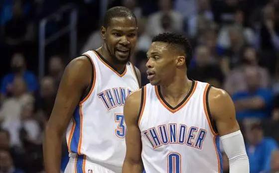 2015-16赛季nba常规赛勇士与太阳,nba2016年总决赛夺冠瞬间