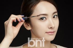 刷睫毛膏的小诀窍视频,刷睫毛膏的不晕染小诀窍