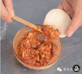 叉烧包的正宗手法,蒸叉烧包怎样才能爆口