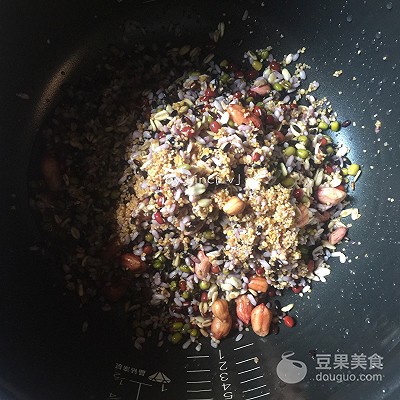 五谷杂粮粥的做法电饭煲,五谷杂粮粥的做法大全相关推荐