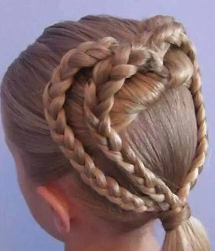 锁骨发伴娘简单编发教程,伴娘披肩编发简单好看吗