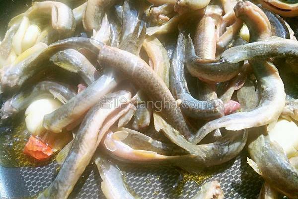 干煸泥鳅的做法,干煸泥鳅