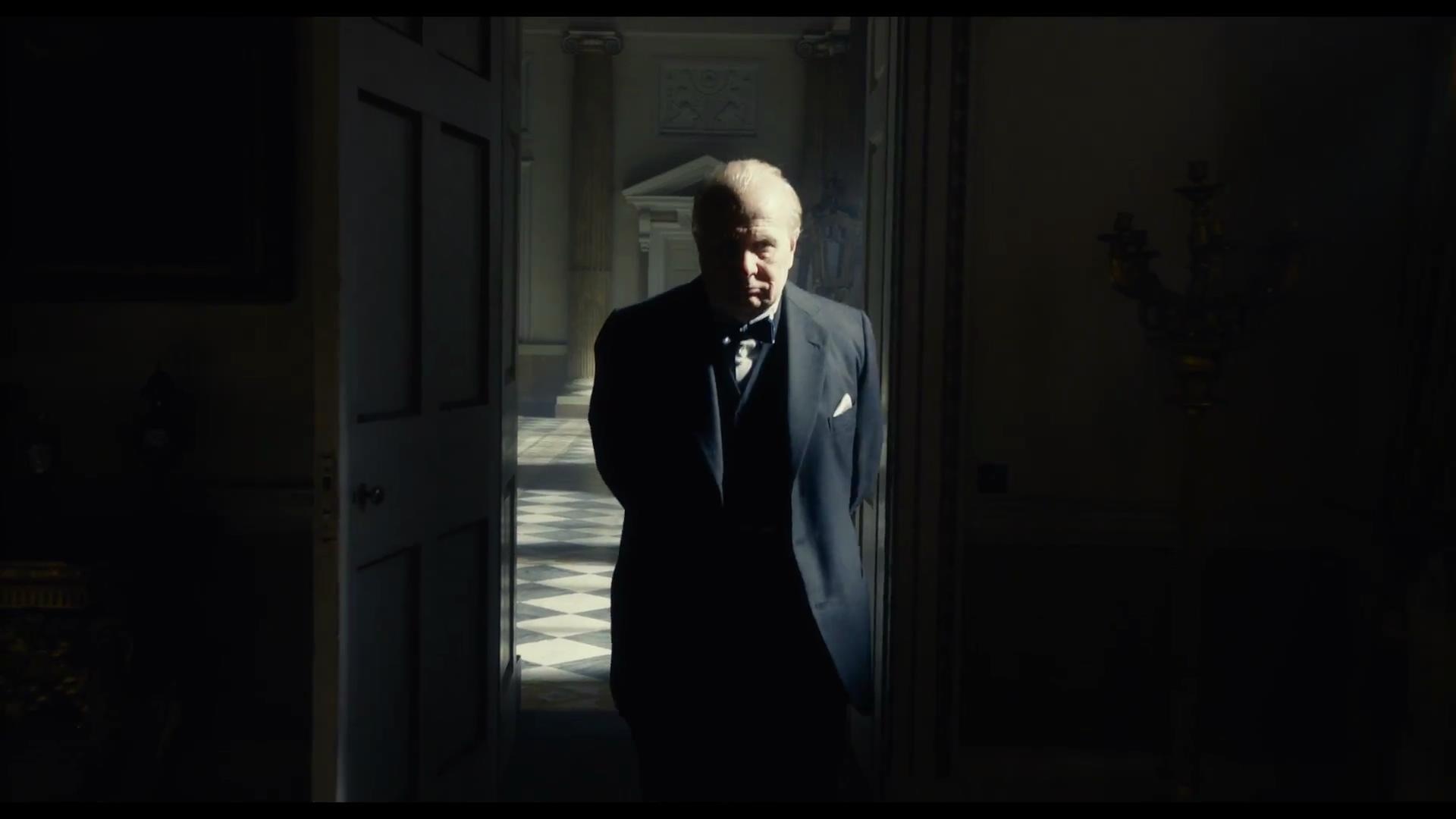 敦刻尔克电影解说至暗时刻,敦刻尔克电影是用什么镜头拍的