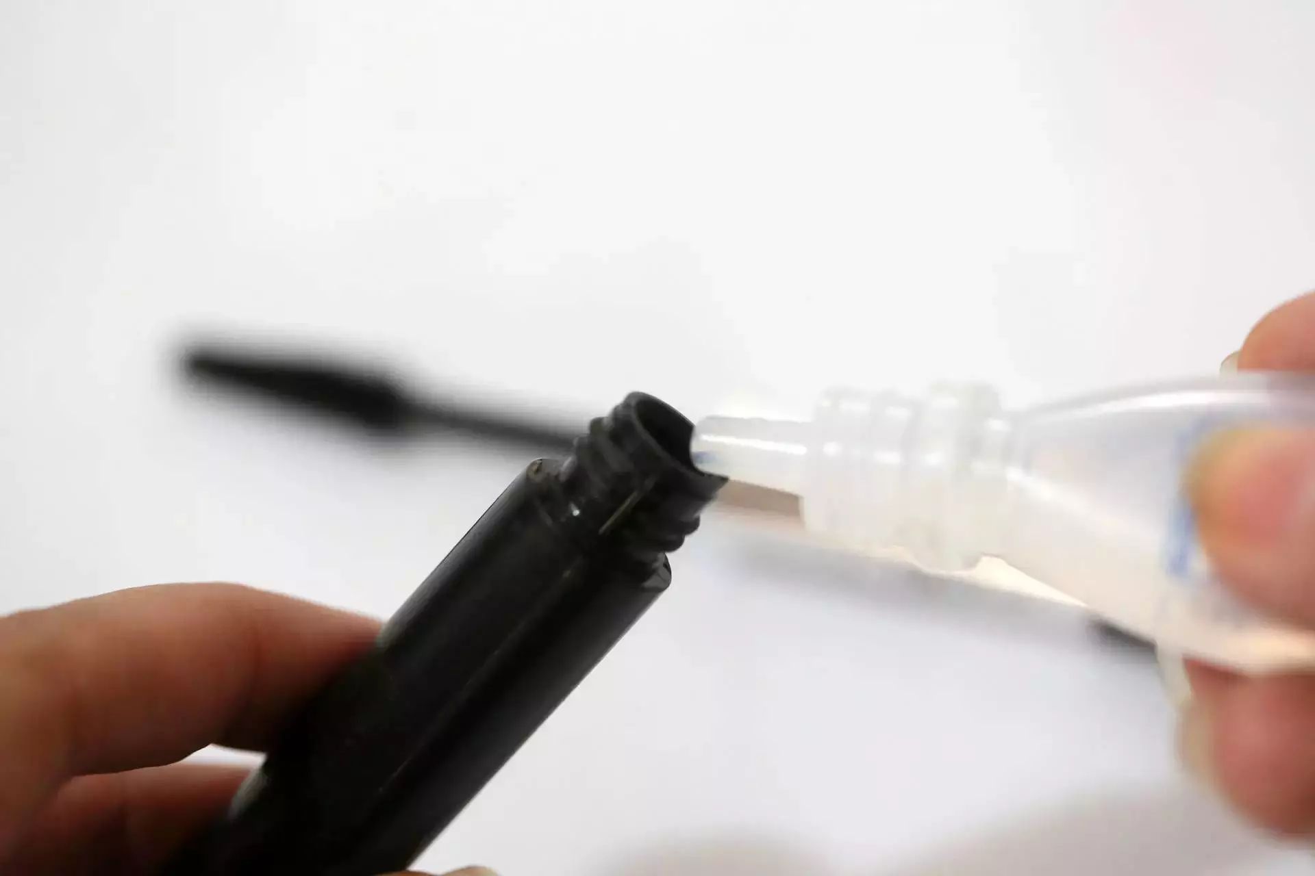 截断式眼妆会不会很脏的感觉,眼妆画了眼线和睫毛总感觉很脏