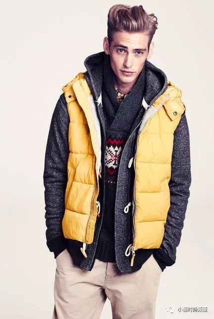 羽绒背心女马甲外穿潮中长款,羽绒背心内穿搭配