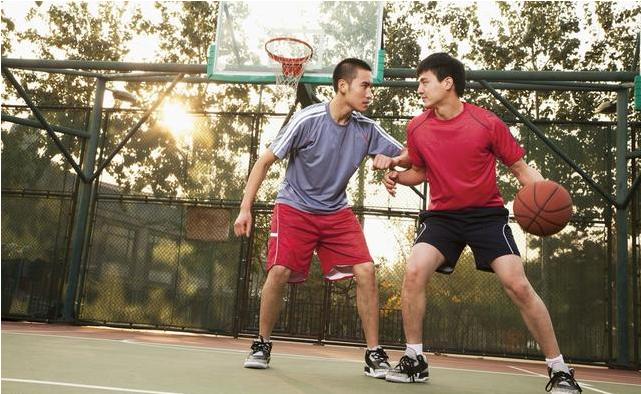 如何在健身训练中增强自身爆发力,5个能够提升运动能力的训练动作