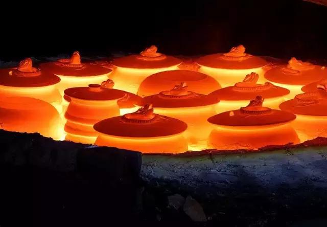 被誉为土与火的艺术，上个世纪竟然被拿来炼钢？