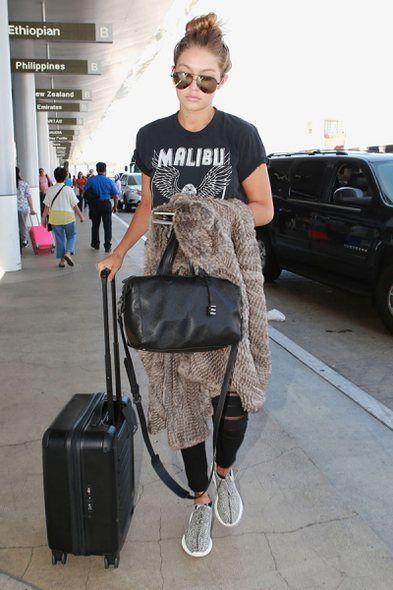 最近比较火的一双运动鞋,新一波时尚运动潮鞋来袭啦