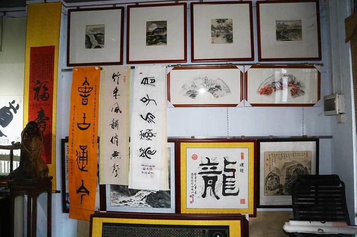 “深爱”情校友情-湖南理工校友会拜访书画家欧阳帆星