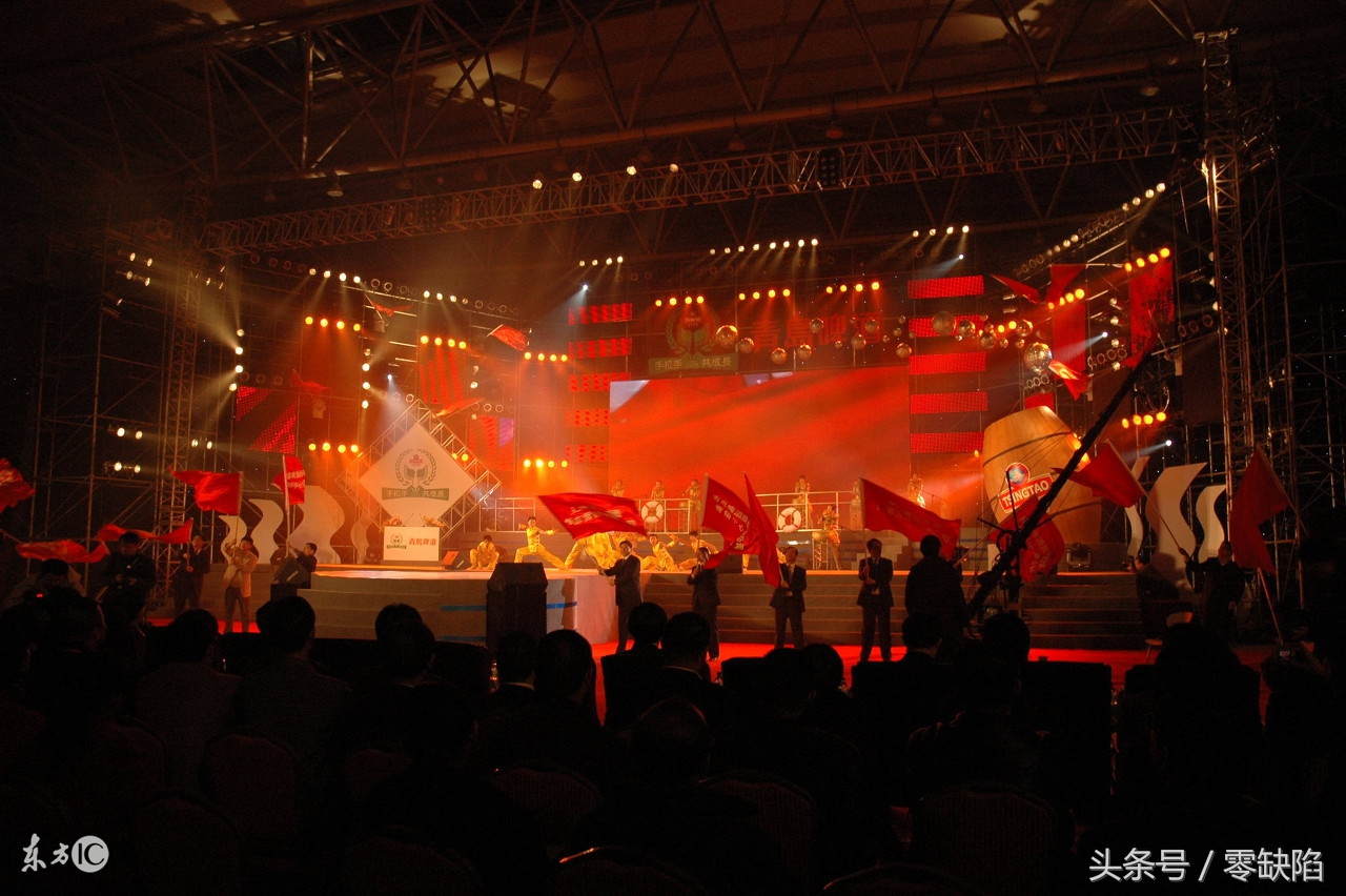 年会策划庆典应该怎样进行,年终颁奖典礼策划方案