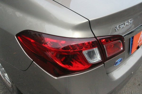 花了3万6买个二手车,买长安悦翔有什么优惠