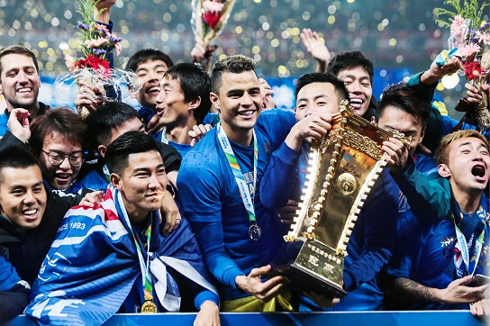 足球火了一座城市,一座城市足球梦