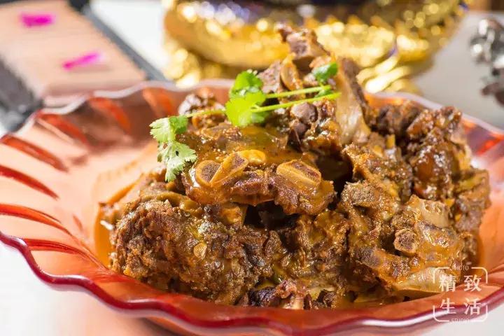 一家值得你品尝的驴肉火锅,超正的驴肉火锅