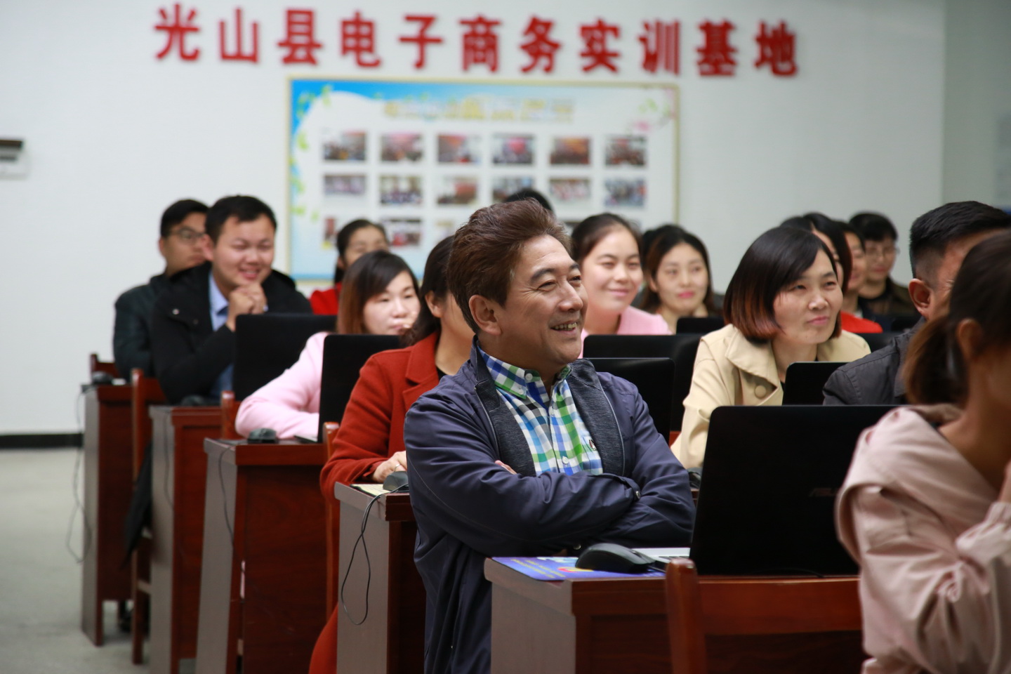 光山电商扶贫,光山电商扶贫新模式