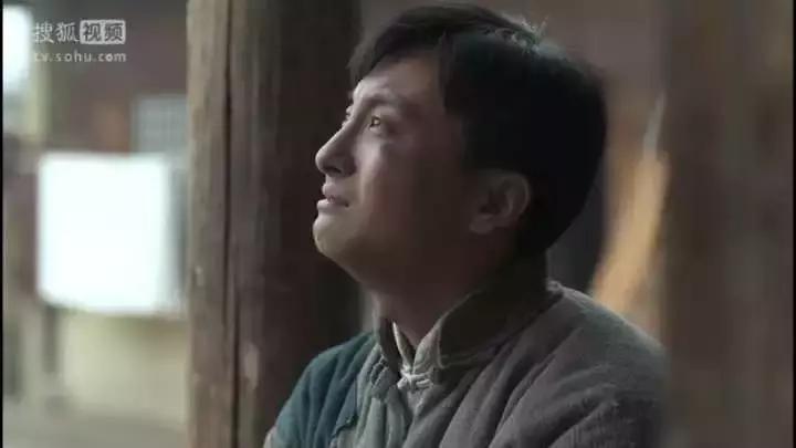 又双叒叕翻拍了！两位新晋小鲜肉你更看好谁？