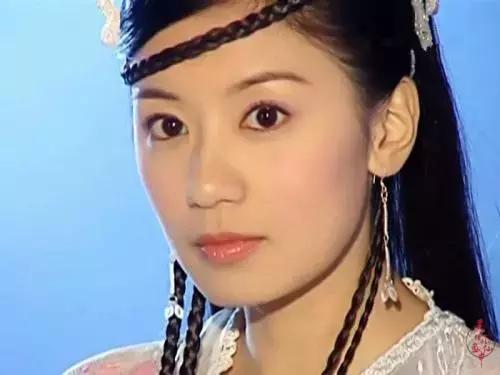 又双叒叕翻拍了！两位新晋小鲜肉你更看好谁？