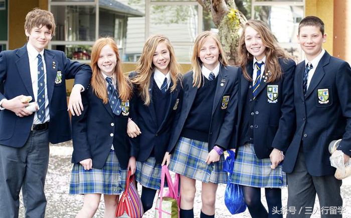 鍔犳嬁澶ф牸閲屾壃璇哄厠涓,鍔犳嬁澶ф牸閲屾潹璇哄厠瀛︽牎