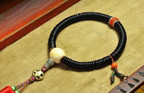 佛珠链子断了是好事还是不好,佛珠绳突然断了是什么征兆