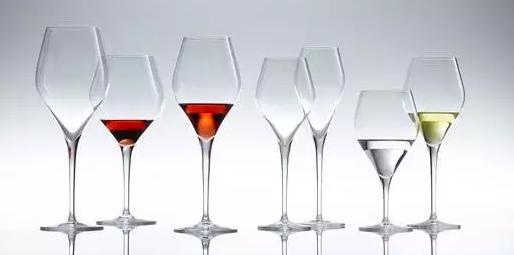 贵的葡萄酒一般是干红还是甜红,葡萄酒杯为什么不一样
