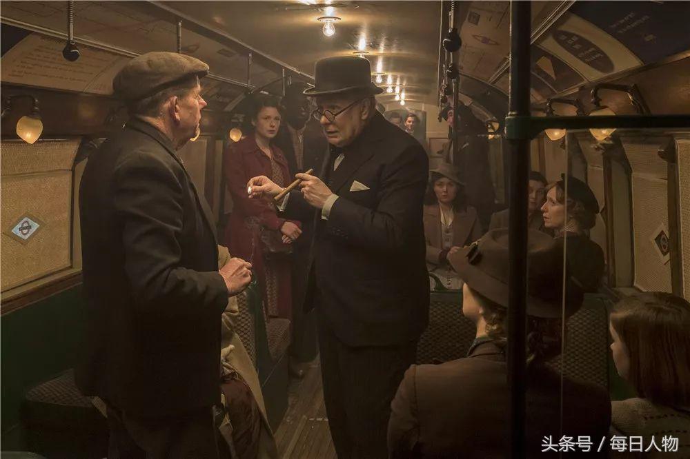 这个胖子让丘吉尔复活了，明年的奥斯卡不用提名，直接颁给他就好