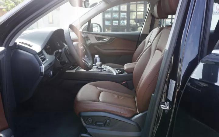 新款奥迪q7哪一款最值得买,19款奥迪q7与20款的区别详细了解