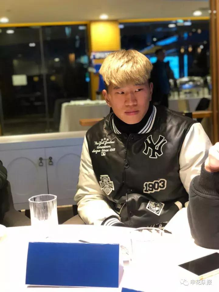 刘若钒、李晓明和徐友刚今赴U22国家队报到！