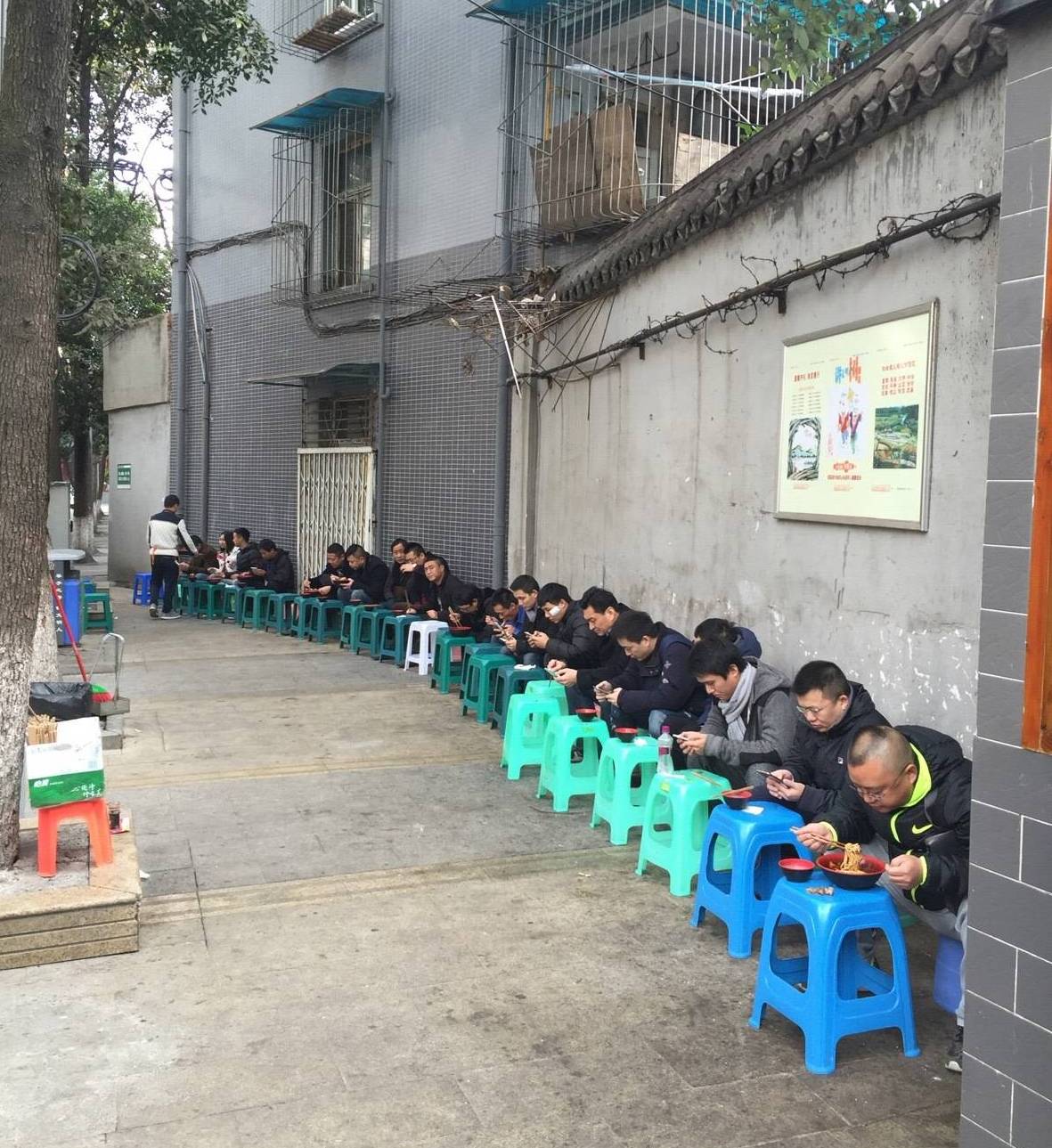 一分钟吃遍成都特点美食,带你一起吃遍成都的美食