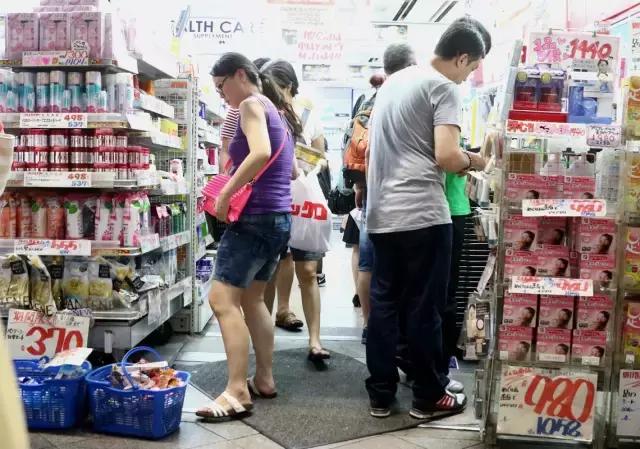 国庆节假期，日本旅行的游客都买了什么？