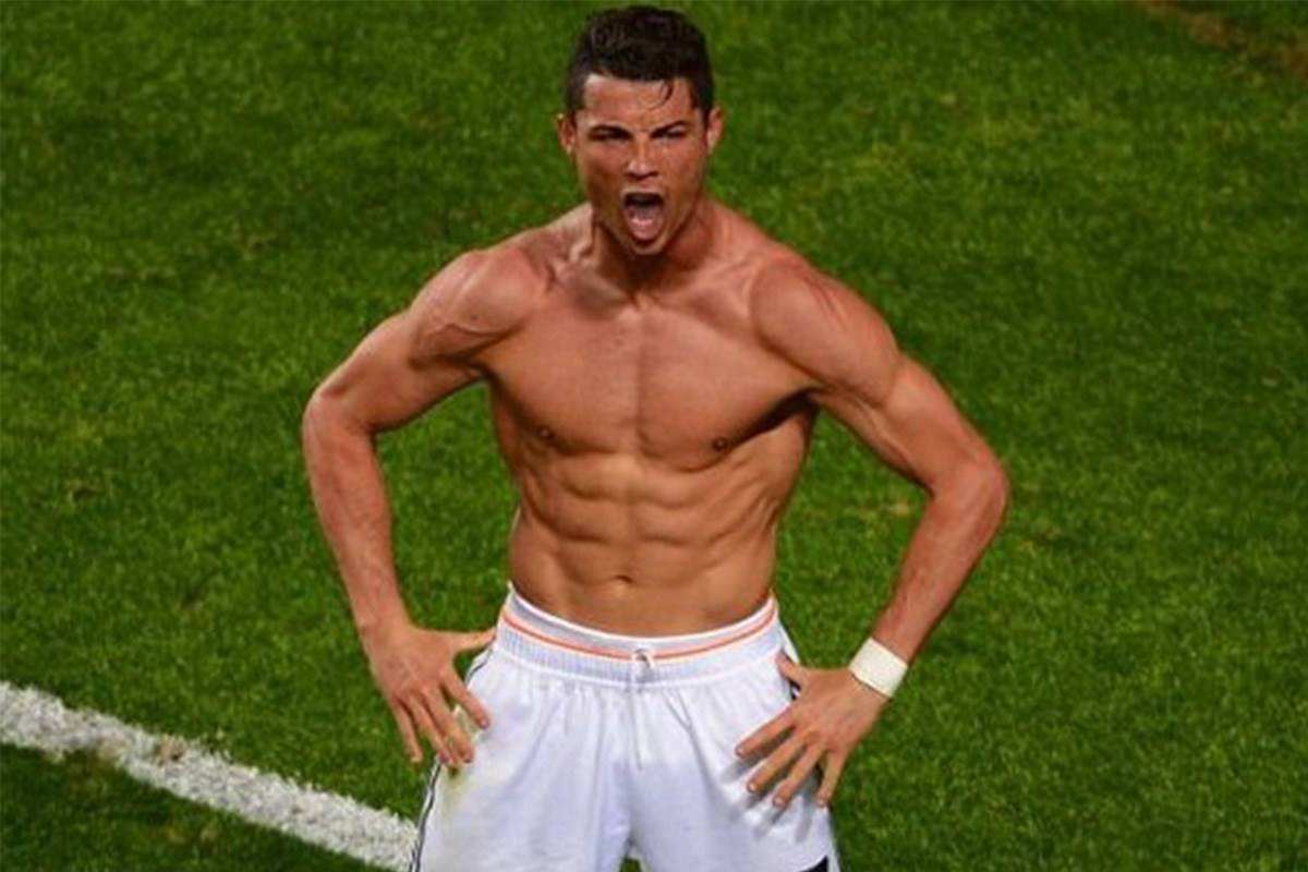 詹姆斯和c罗生涯轨迹,c罗和詹姆斯的足球比赛