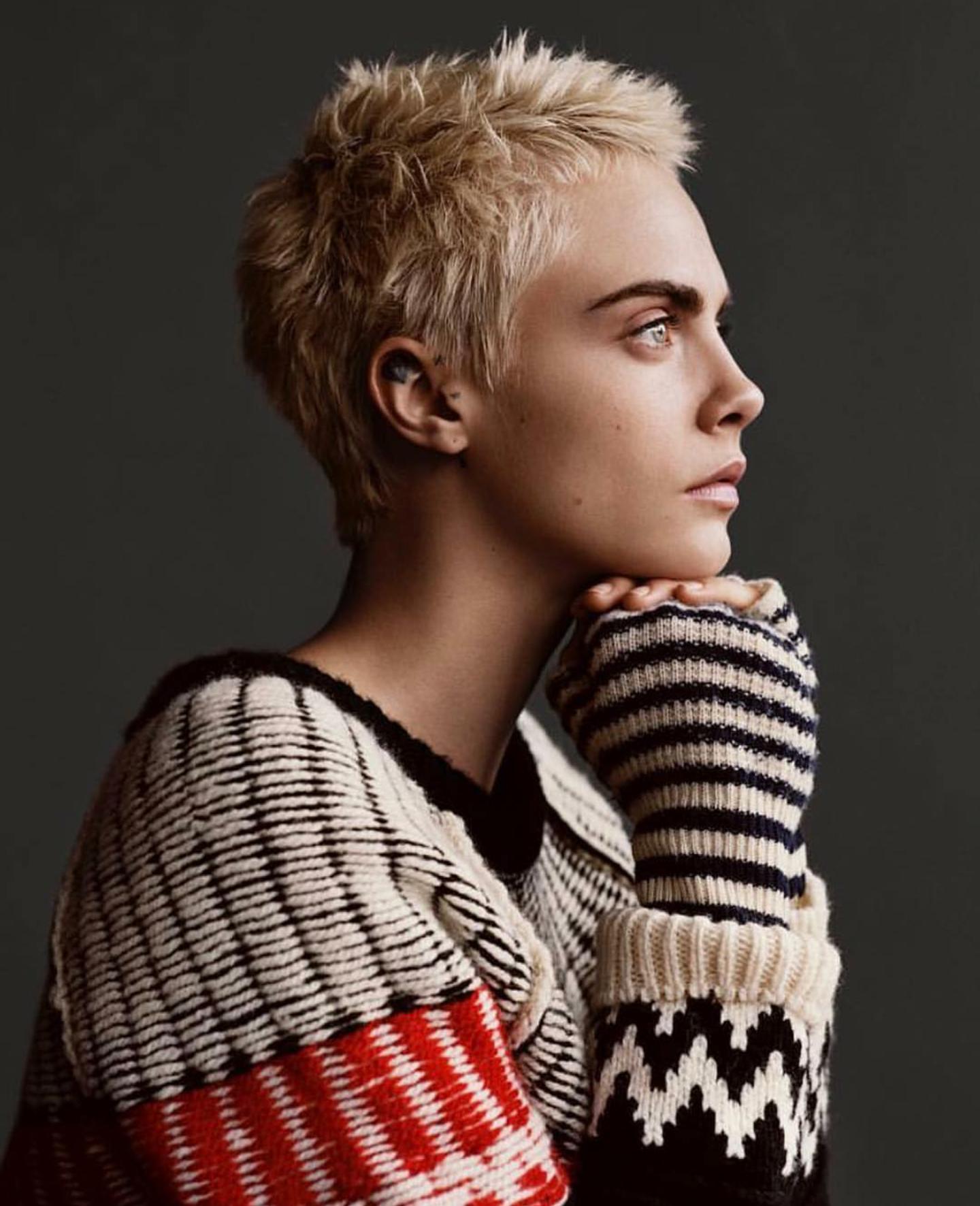 米兰达·可儿维密超模t台秀1080p,全球十大顶级超模米兰达可儿