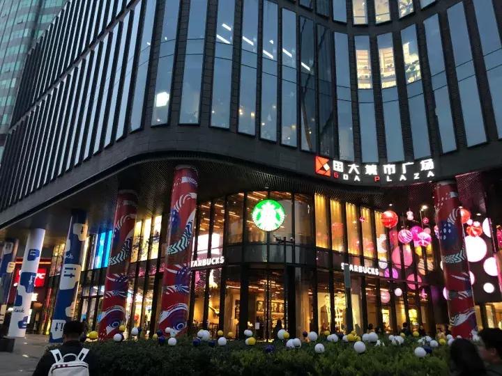 星巴克杭州8店声音分贝测试，客群、社会文明剪影