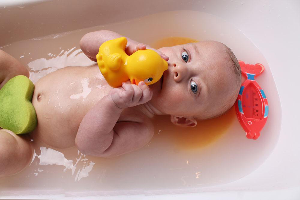 宝宝上医院体检，被告知小阴唇粘连如何预防家长不可忽视！