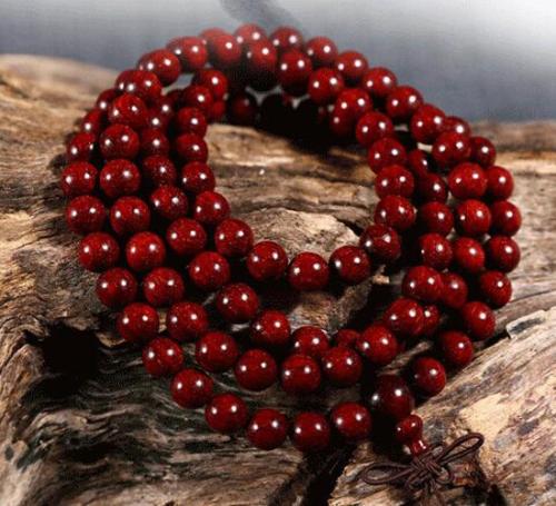 小叶紫檀手串没盘好发黑怎样处理,印度小叶紫檀手串正确的盘玩方法