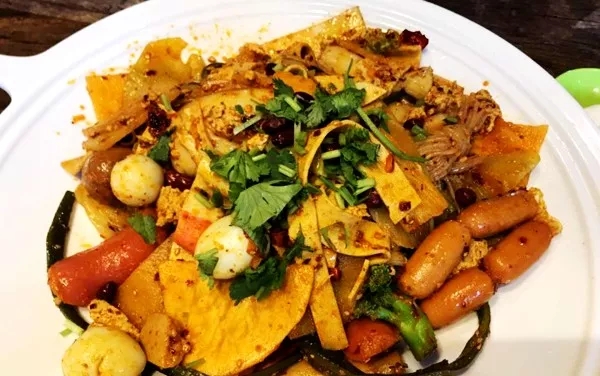 宁夏银川吴忠丽娟麻辣烫,银川兴庆区有什么好吃的麻辣烫