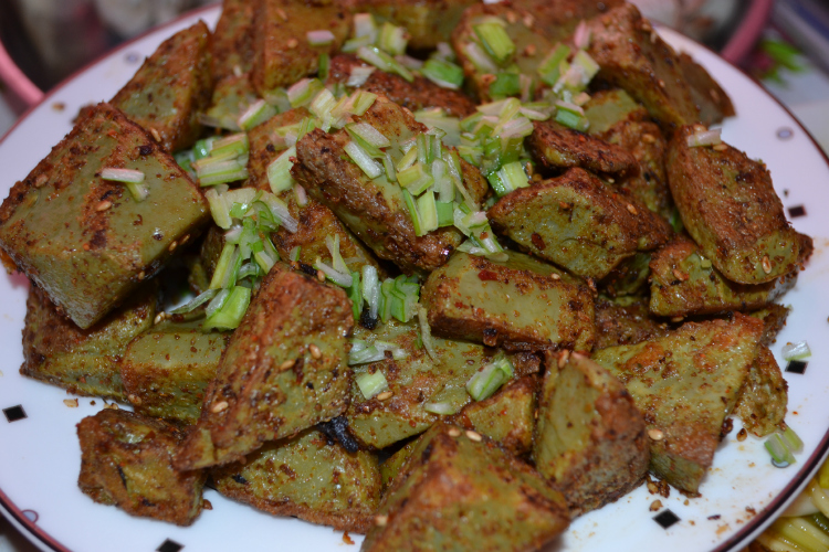 农闲“蛋”生意，冷冷的天，选一种，农民天天赚钱，不信来看！