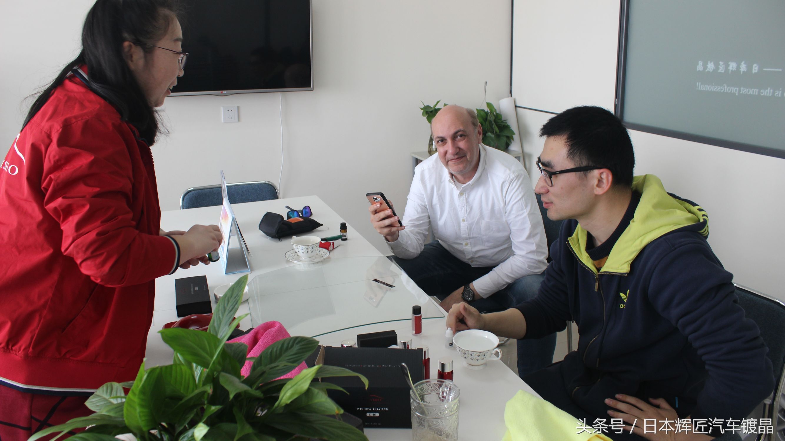 大多数国外客户选项目都会到实地考察