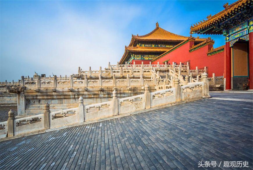 受人蒙蔽还是野心唆使？本是革命先驱的袁世凯，称帝原因争论至今