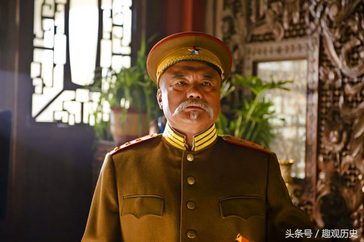 受人蒙蔽还是野心唆使？本是革命先驱的袁世凯，称帝原因争论至今