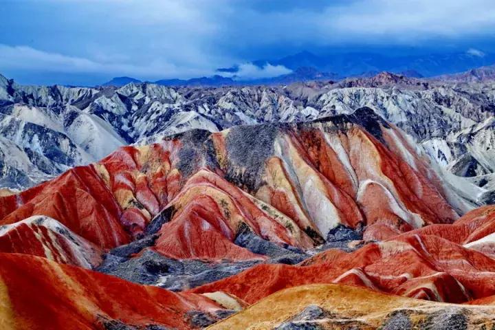 2018年想和一个人去旅行,等一个值得的人一起去旅行