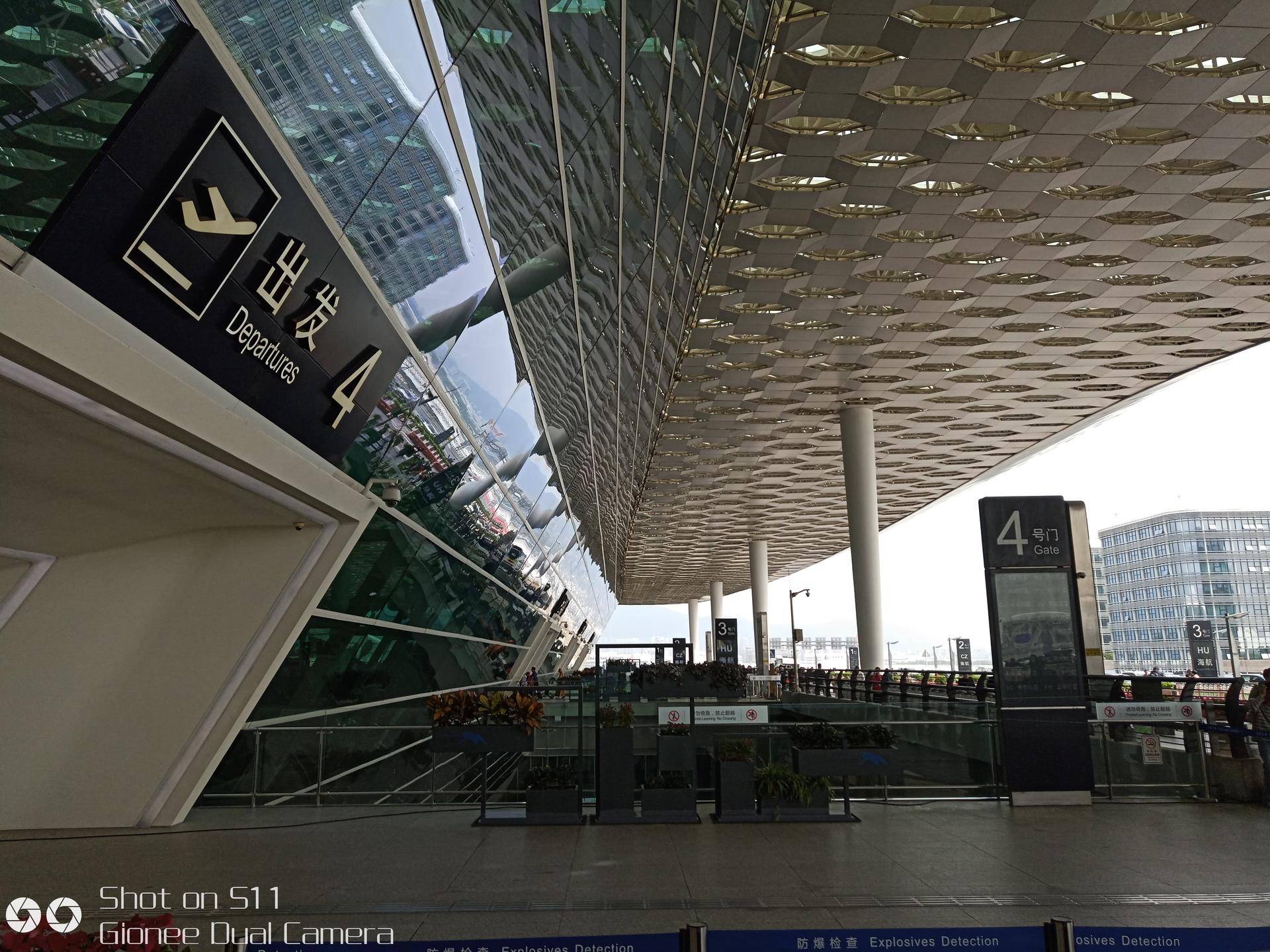 金立s11是全面屏手机吗,金立s11全面屏评测