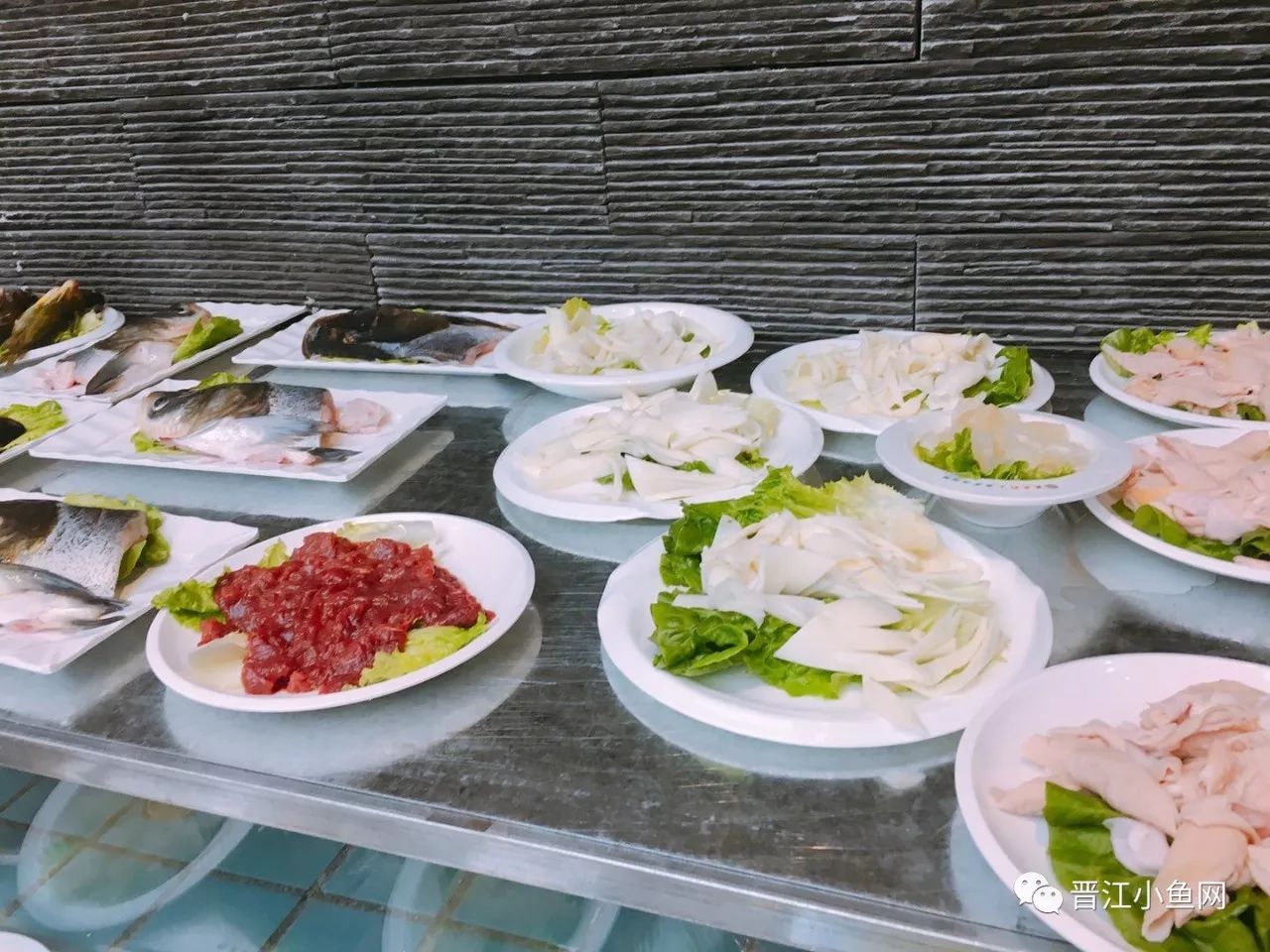 霸气！晋江这家店在火锅界已经拉仇恨了，锅底免费+3元开吃……